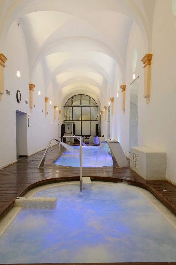Monasterio De Piedra Hotel Nuévalos Kültér fotó