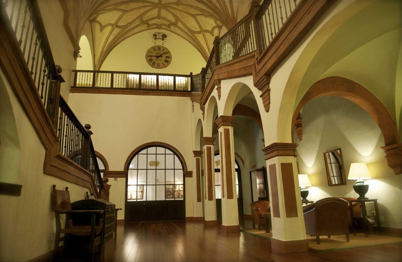 Monasterio De Piedra Hotel Nuévalos Kültér fotó