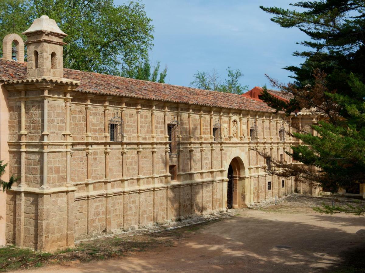 Monasterio De Piedra Hotel Nuévalos Kültér fotó